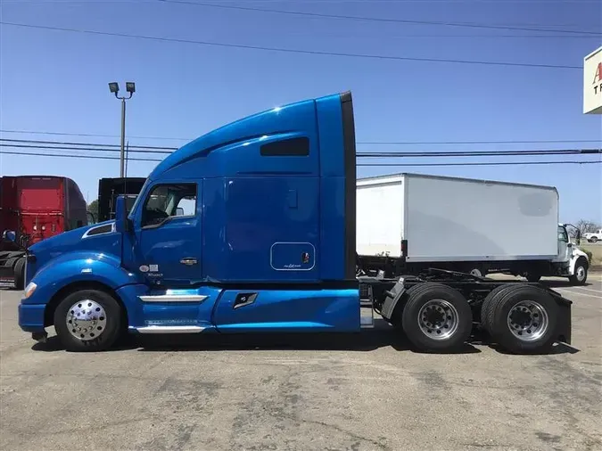 2021 KENWORTH T680