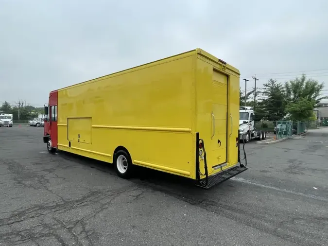 2017 FRTLR CUSTOM CHASSIS CORP MT55