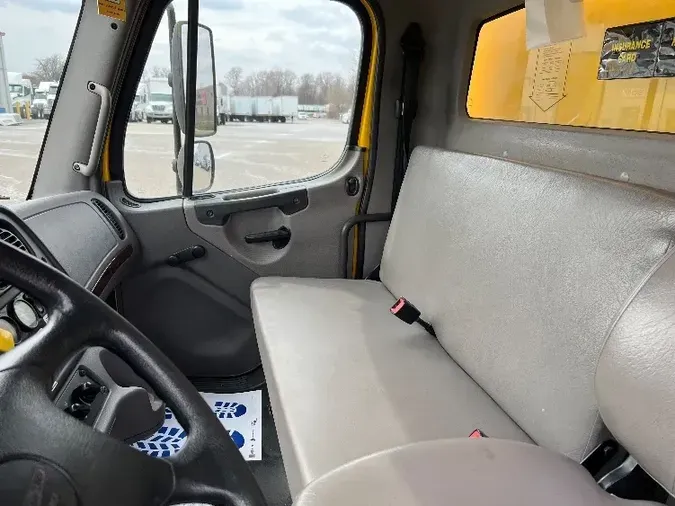 2018 Freightliner M2