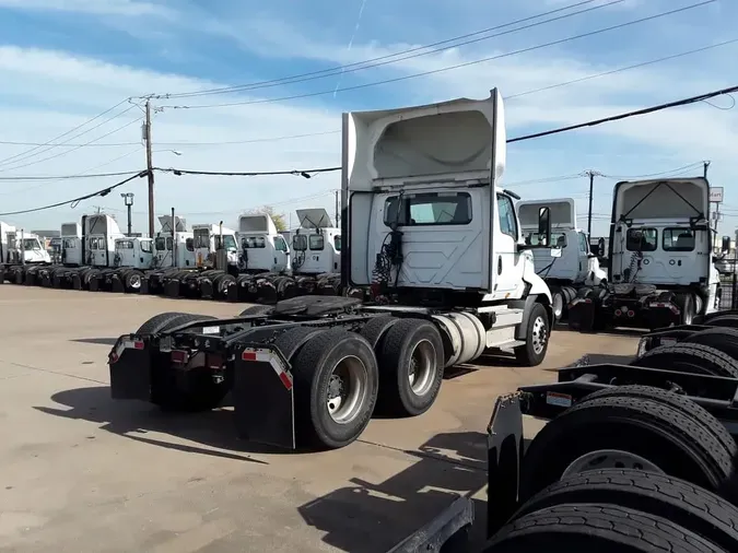 2020 NAVISTAR INTERNATIONAL RH613 DAYCAB T/A