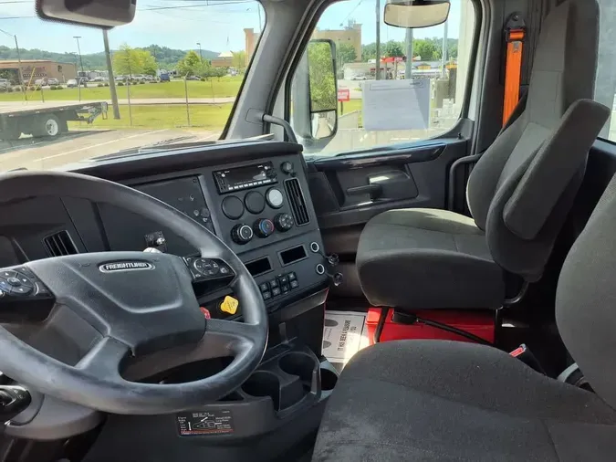 2023 FREIGHTLINER/MERCEDES NEW CASCADIA PX12664fe2b33281f36378d6aa7b16a9af207e8