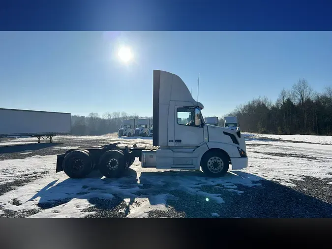 2018 Volvo VNL300