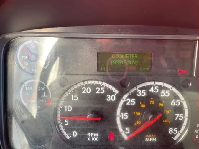 2020 FREIGHTLINER/MERCEDES M2 106