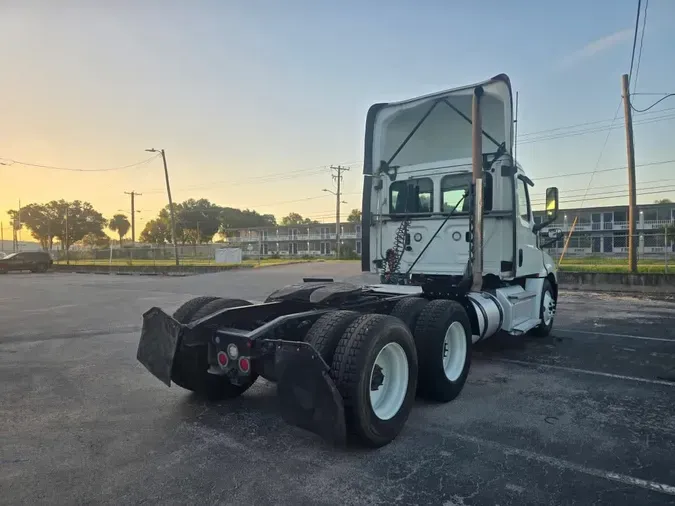 2019 FREIGHTLINER/MERCEDES NEW CASCADIA PX12664fe315ef7c6b429194f7b15b808eb1d83