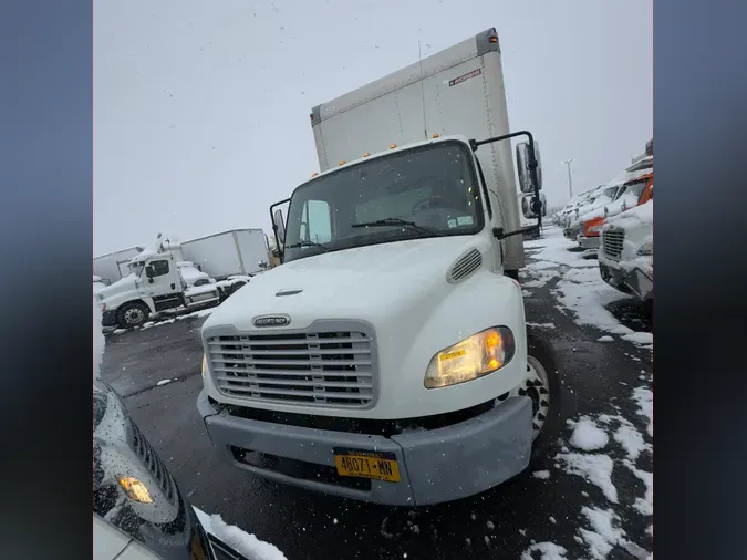 2020 FREIGHTLINER/MERCEDES M2 106