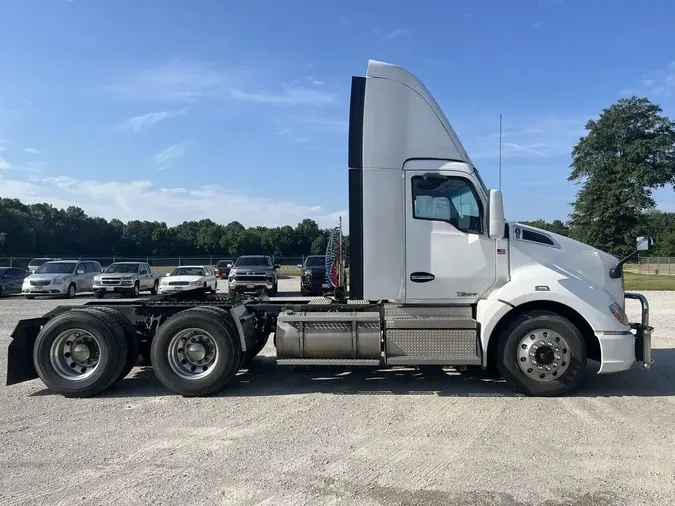 2021 Kenworth T680