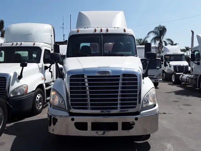2018 FREIGHTLINER CASCADIA 125