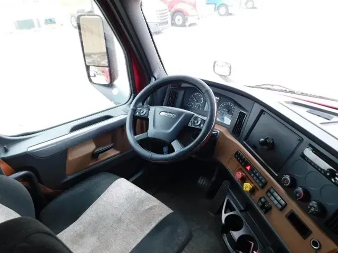 2020 Freightliner Cascadia