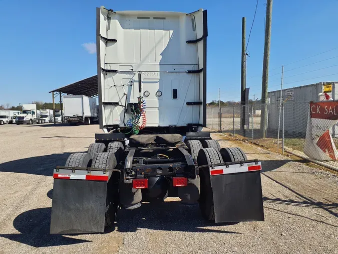 2020 NAVISTAR INTERNATIONAL LT625 SLPR CAB