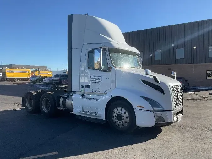 2018 Volvo VNL64300fe3bd5a077e03d927e5926c35385def6