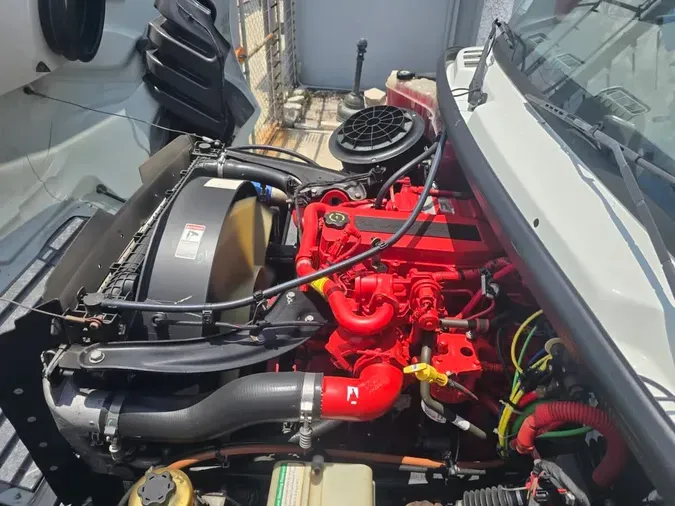 2019 FREIGHTLINER M2 106