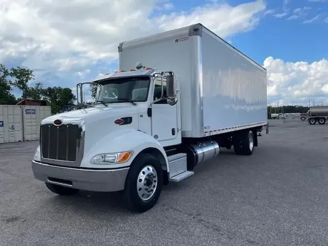 2020 Peterbilt 337