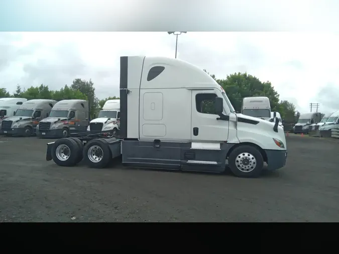 2022 Freightliner Cascadia 126fe47940460fa06c45c65706fa76289a2