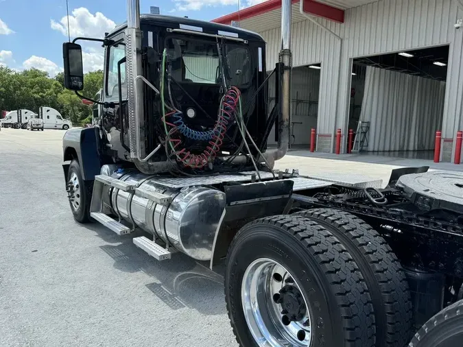 2020 MACK PINNACLE 64T