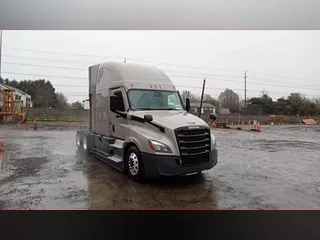 2024 Freightliner Cascadia 126