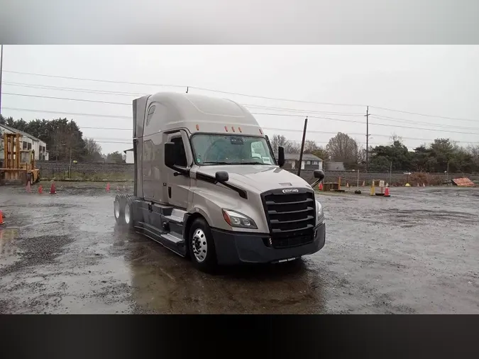 2024 Freightliner Cascadia 126fe4a02f5cabac2d4b3c5a38d27b31030