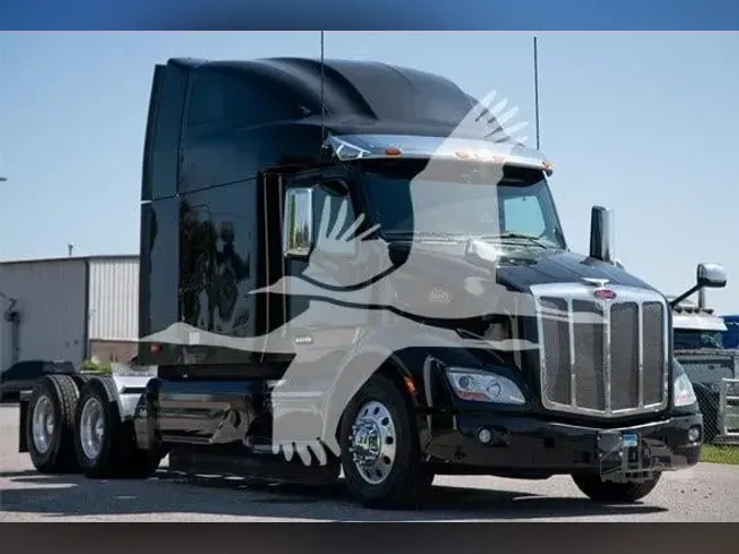 2022 PETERBILT 579