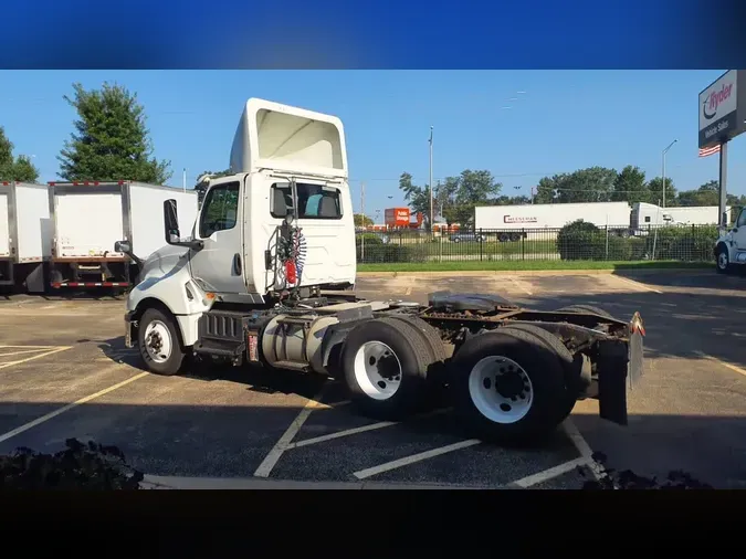 2019 NAVISTAR INTERNATIONAL LT625 DAYCAB T/A