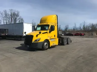 2020 Freightliner T12664ST