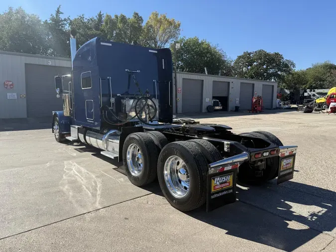 2024 Peterbilt 389
