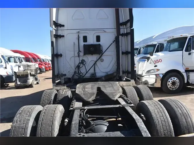 2013 FREIGHTLINER CASCADIA 125