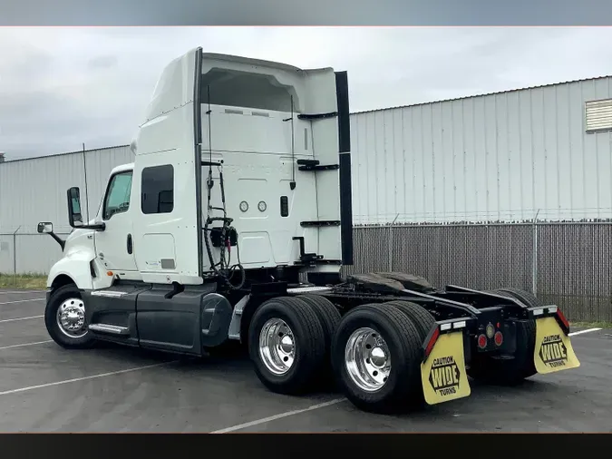 2022 INT LT625 6x4