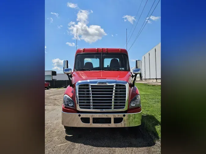 2020 Freightliner Cascadia