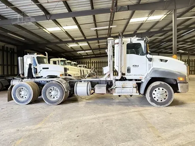 2012 CATERPILLAR CT660S