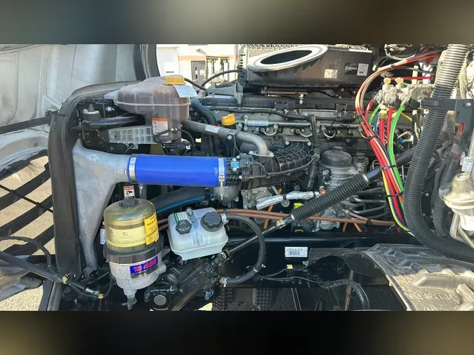 2024 Freightliner Cascadia 126
