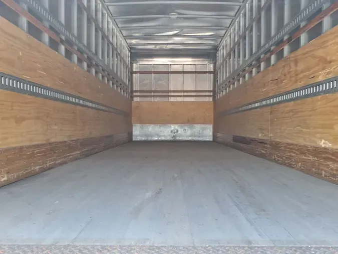 2020 FREIGHTLINER/MERCEDES M2 106