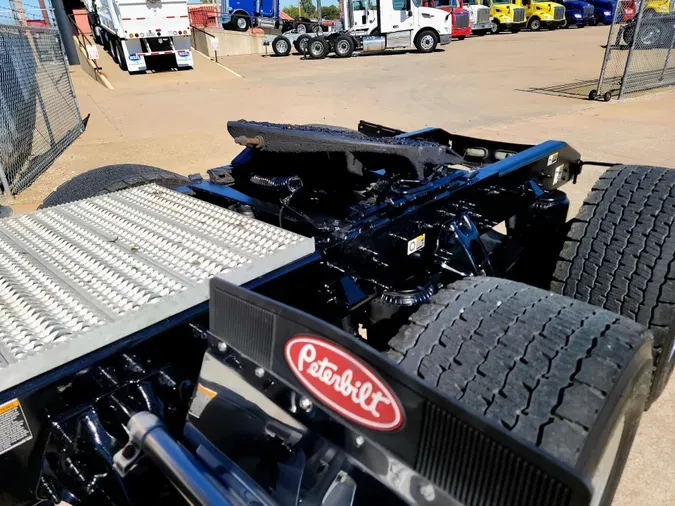 2020 Peterbilt 579fe593d98fe7b666bc27eb1d6bb4ea9e0