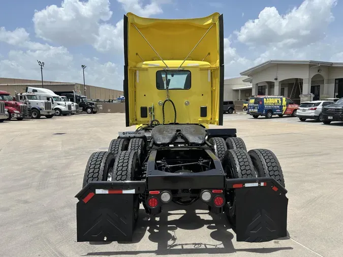 2021 Peterbilt 579