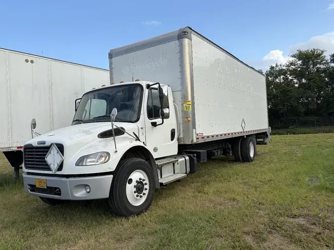 2021 Freightliner Business Class M2 106fe5ad172da023e3b41da6e83d03f7974