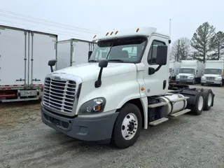 2019 FREIGHTLINER/MERCEDES CASCADIA 125