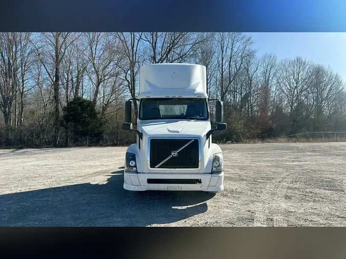 2015 Volvo VNL300