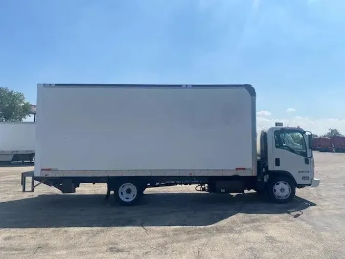 2022 Isuzu NRR