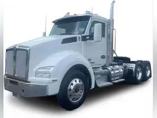 2016 Kenworth T880