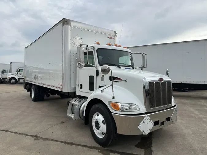 2020 Peterbilt 337