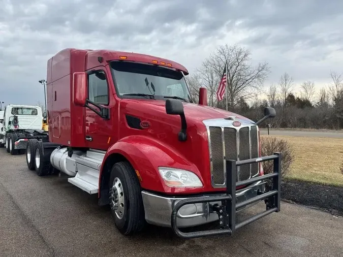 2022 Peterbilt 579