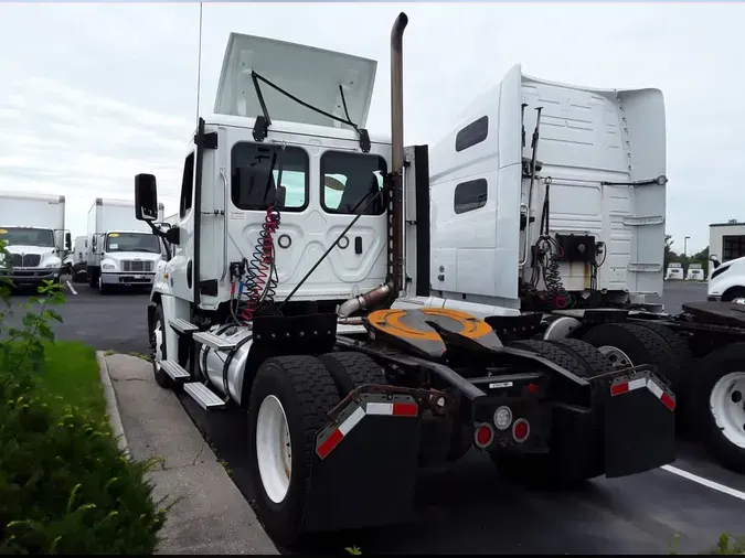 2020 FREIGHTLINER CASCADIA 125