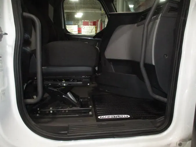 2019 FREIGHTLINER/MERCEDES CASCADIA
