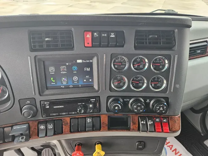 2022 Kenworth T680fe6664026692c00cb0a96a193b5914e1