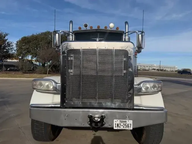 2020 Peterbilt 389