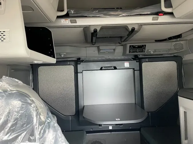 2026 VOLVO VNL64T860fe6a5452bfff089b8062ebdb692a38c7