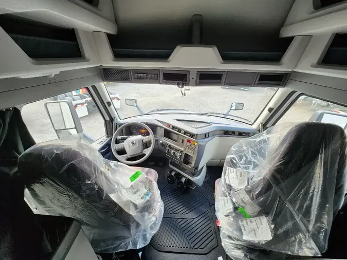 2026 VOLVO VNL64T860fe6b080e83e8296c5eb09c45fd035de5