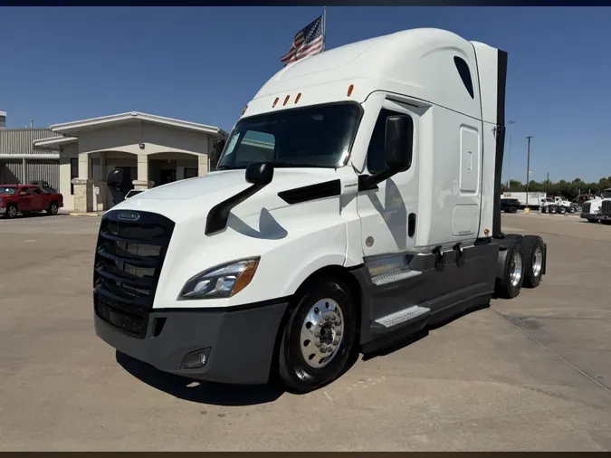 2021 Freightliner Cascadia