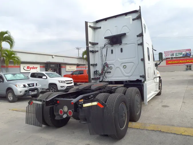 2019 FREIGHTLINER/MERCEDES CASCADIA 125