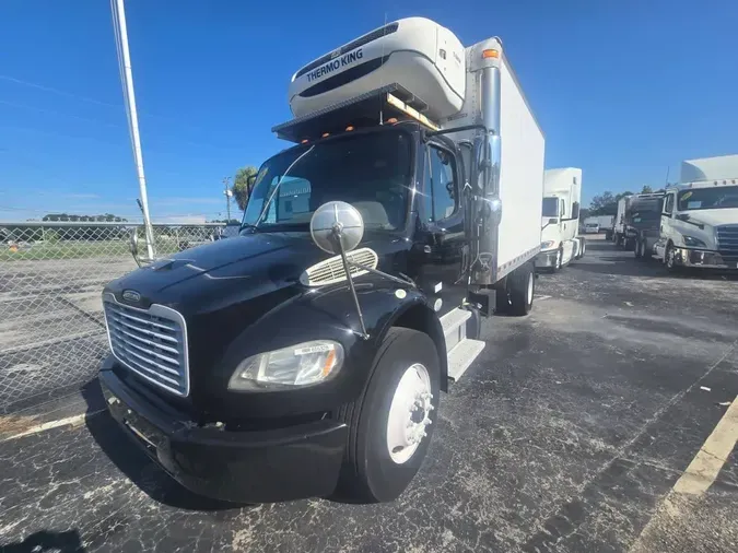 2016 FREIGHTLINER M2 106