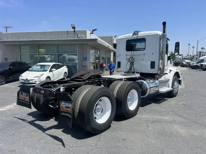 2020 Peterbilt 567