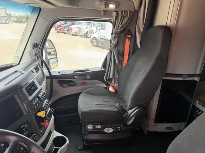 2022 Peterbilt 579
